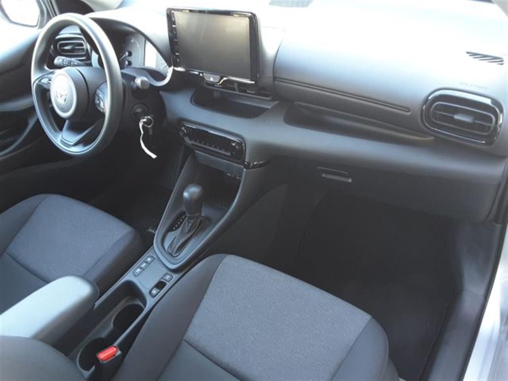 2 2 Hybrid 1.5 VVT e-CVT