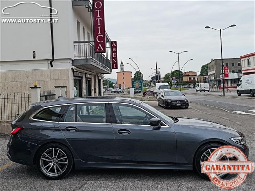 320 320 d Touring LUXURY STE