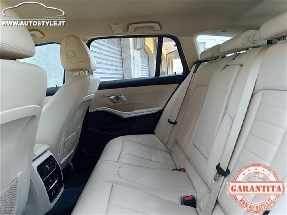 320 320 d Touring LUXURY STE