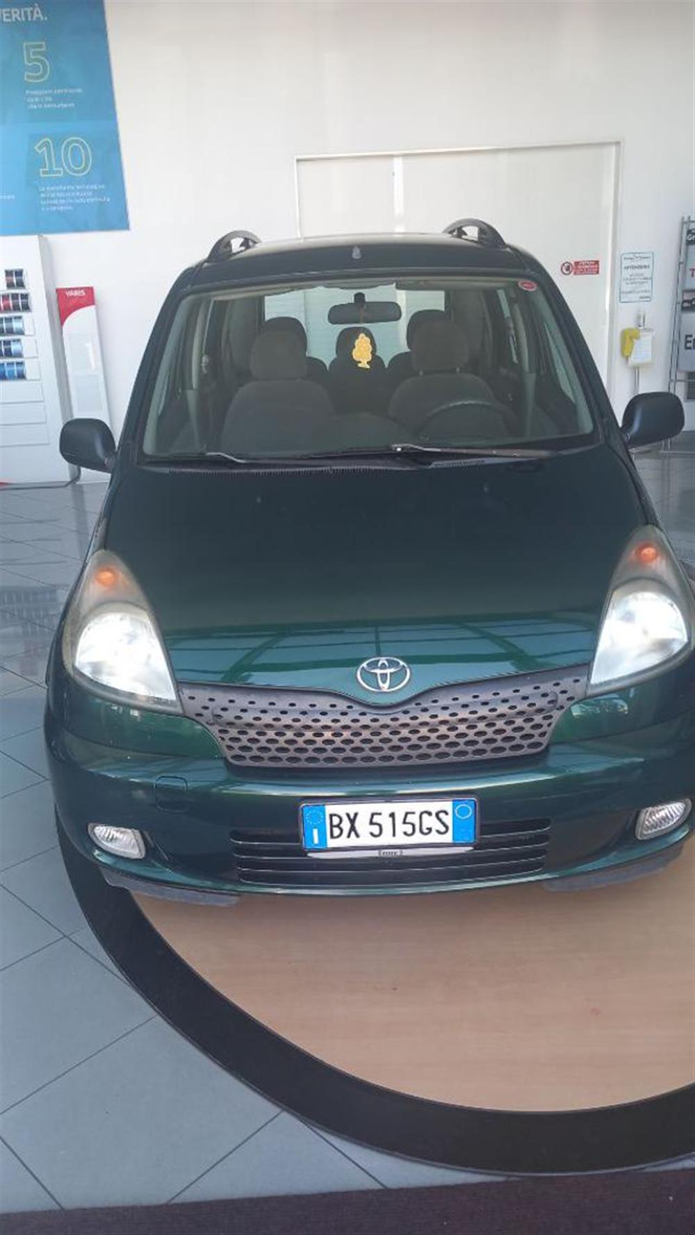 Yaris Yaris Verso 1.3i 16V cat S