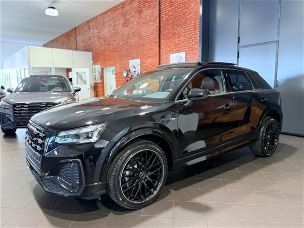 Q2 Q2 35 TDI S tronic S li