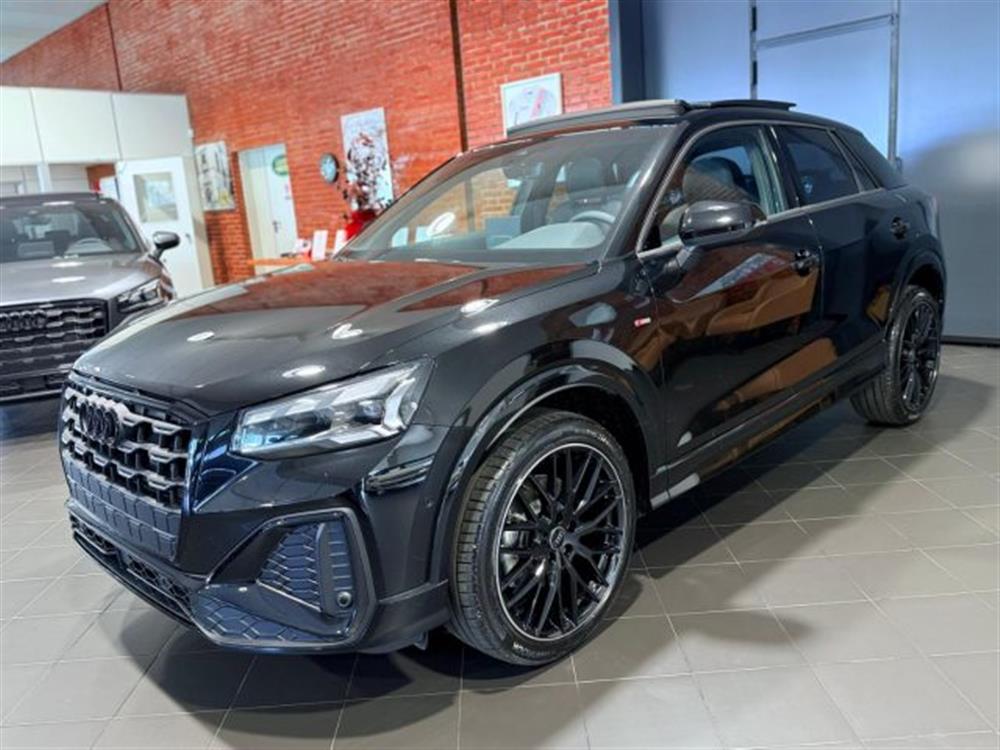Q2 Q2 35 TDI S tronic S li