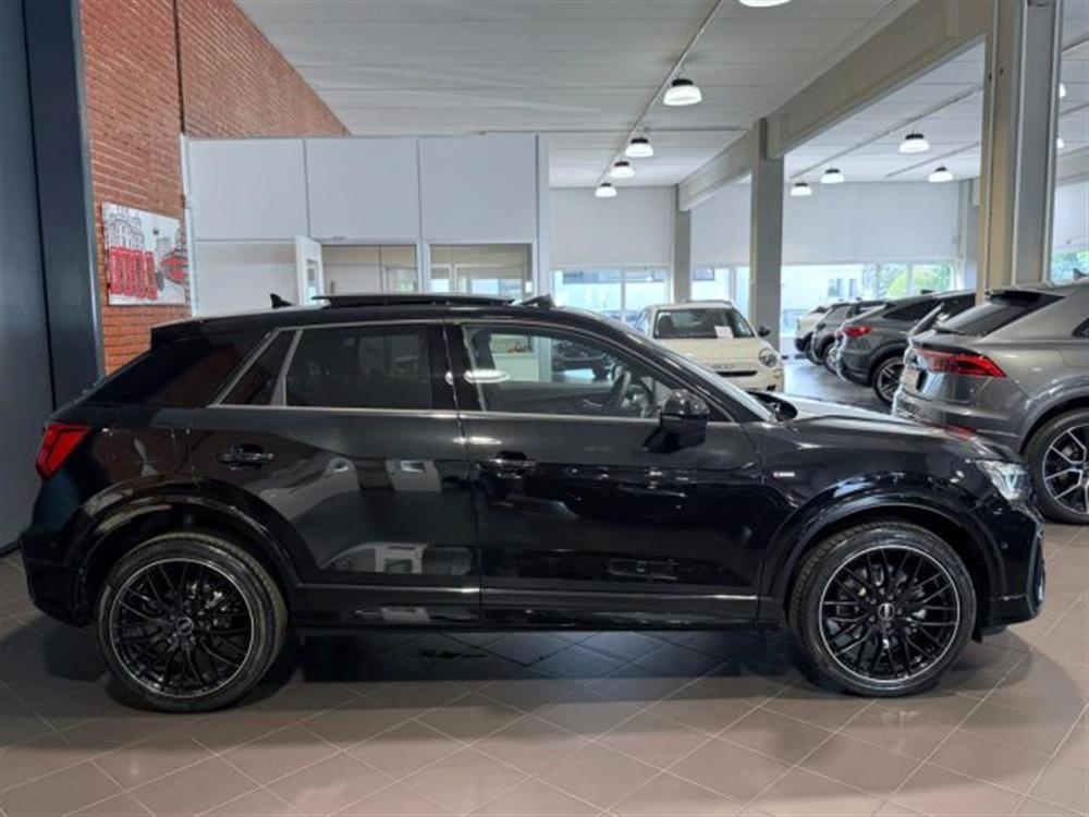 Q2 Q2 35 TDI S tronic S li