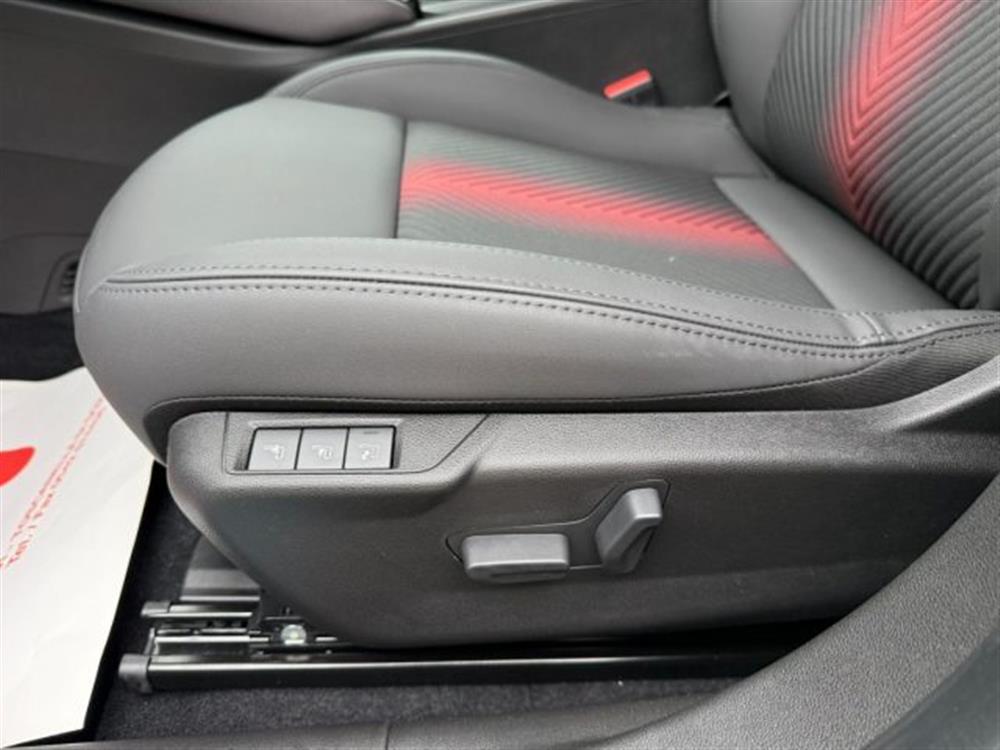 Junior Junior 1.2 145CV Hybrid eDC