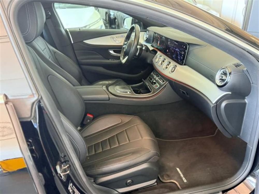 CLS 300 CLS 300 d 4Matic Mild hybrid