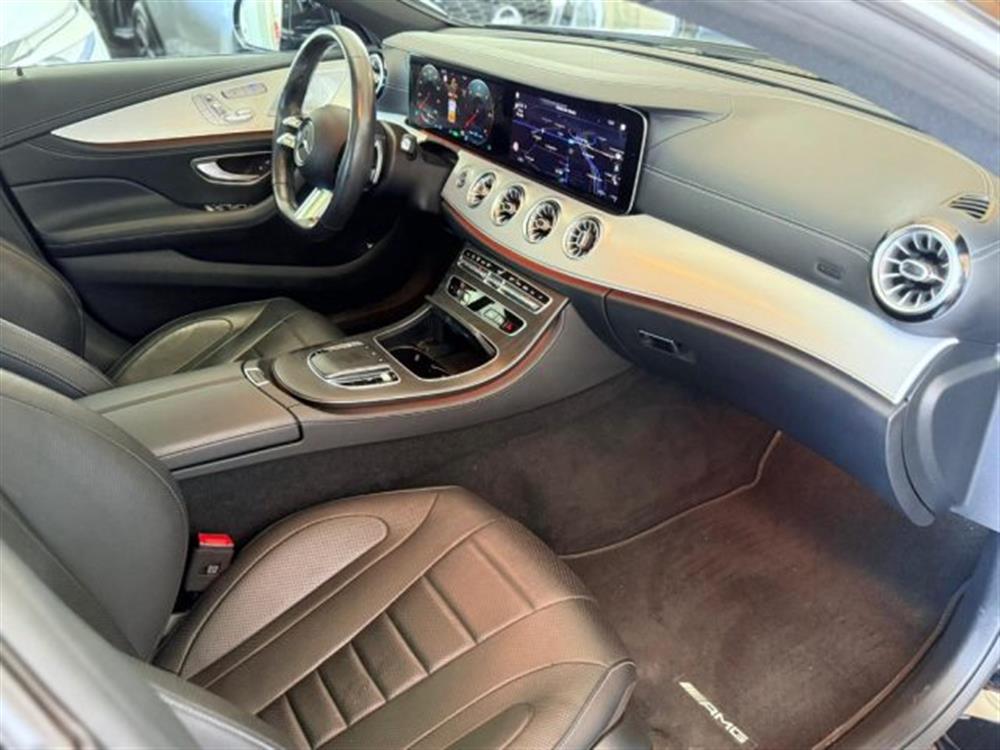 CLS 300 CLS 300 d 4Matic Mild hybrid