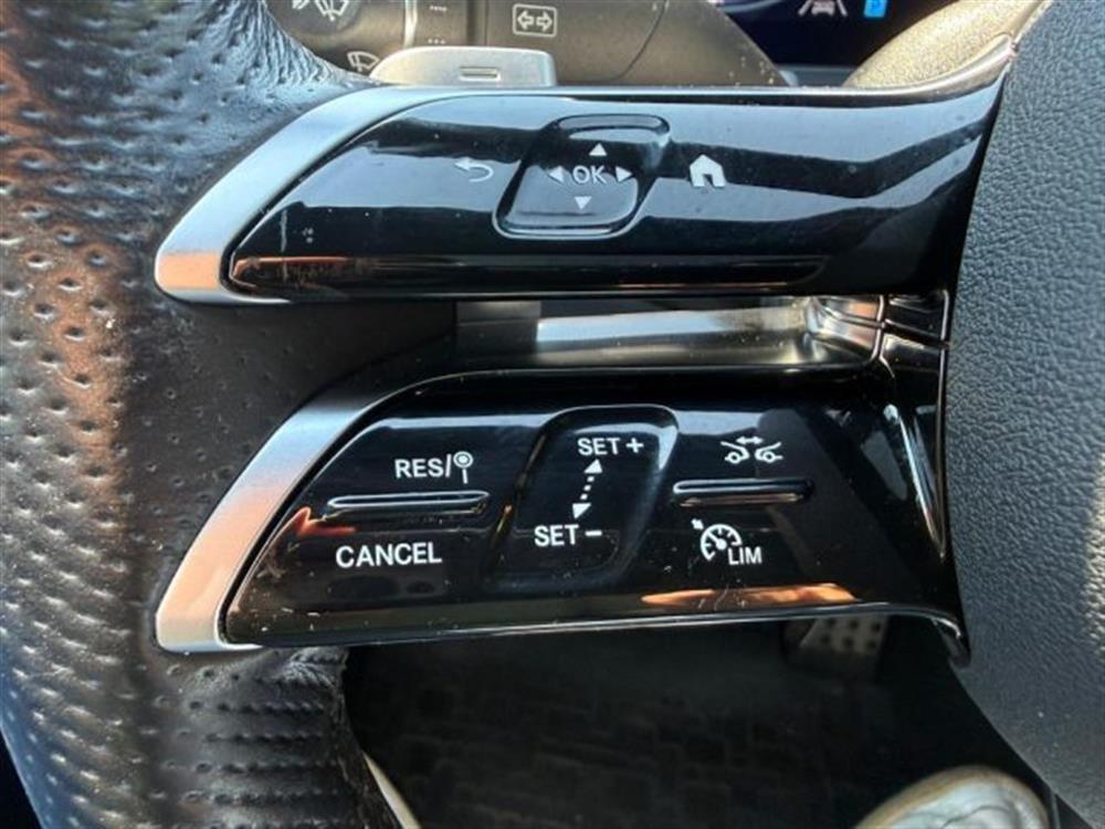 CLS 300 CLS 300 d 4Matic Mild hybrid