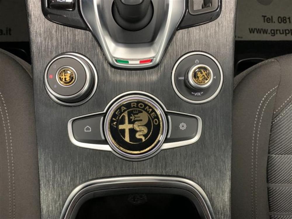 Stelvio Stelvio 2.2 Diesel AT8 Sport