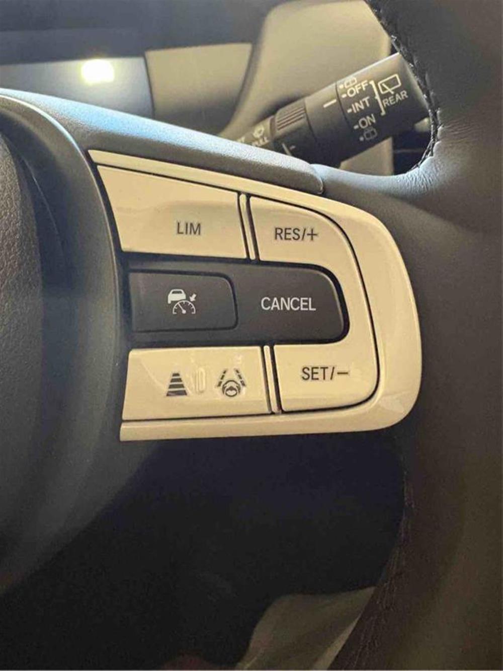 Jazz Jazz Hybrid 1.5 Elegance