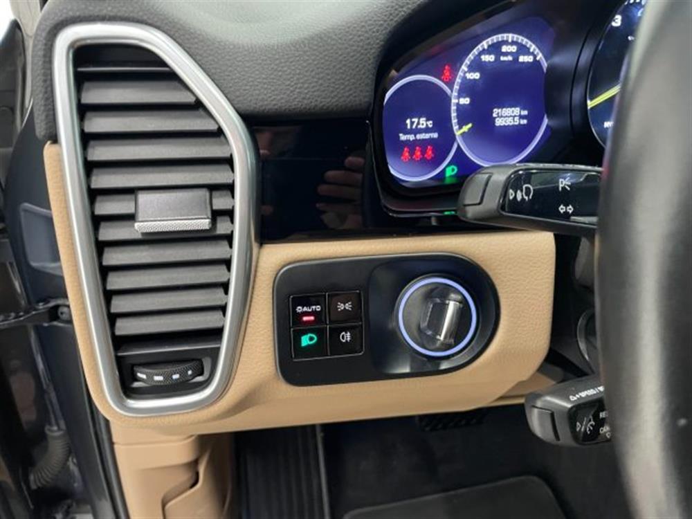 Cayenne Cayenne 3.0 V6 E-Hybrid Aut.