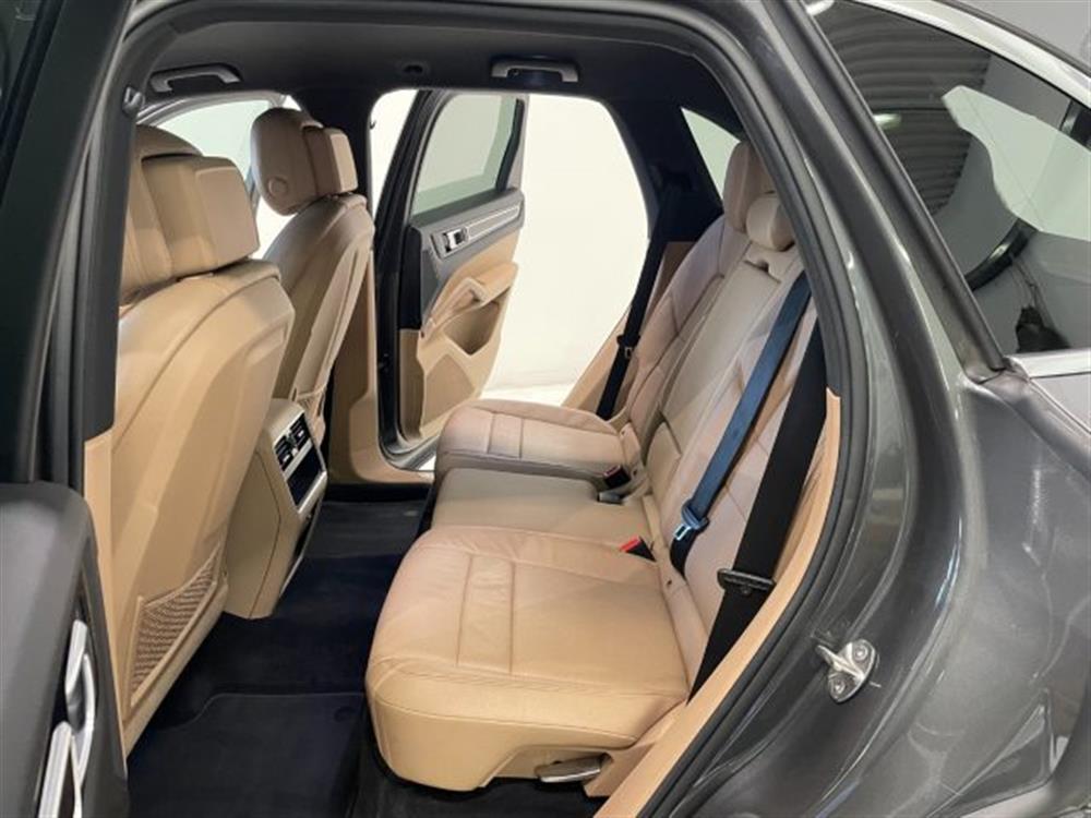 Cayenne Cayenne 3.0 V6 E-Hybrid Aut.