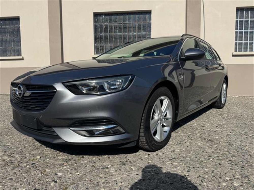 Insignia Insignia STATION WAGON ST 1.6