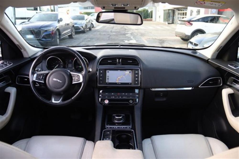 F-Pace F-Pace 2.0 D 240 CV R-DYNAM