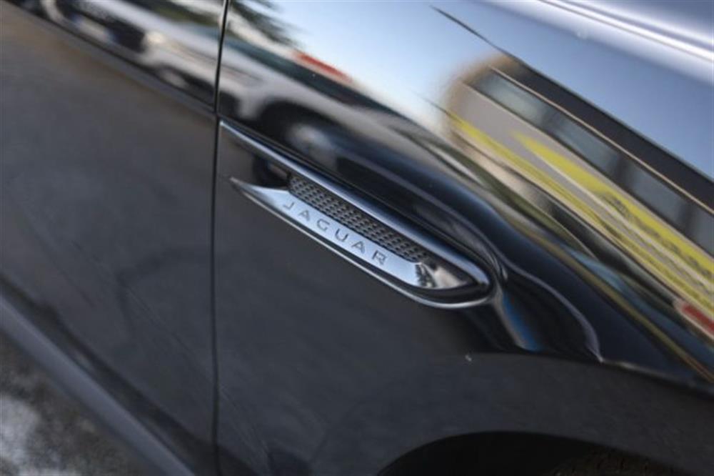 F-Pace F-Pace 2.0 D 240 CV R-DYNAM