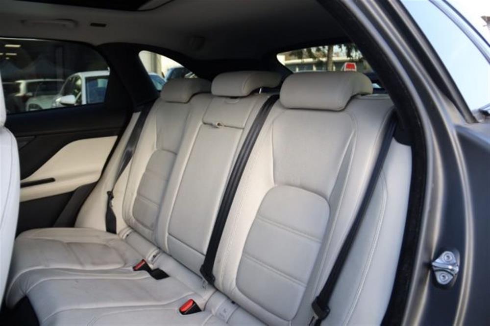 F-Pace F-Pace 2.0 D 240 CV R-DYNAM
