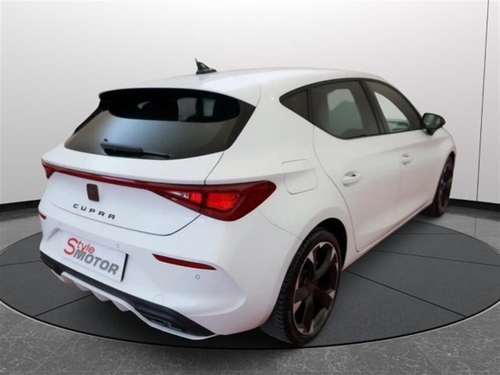 Leon Leon 1.5 Hybrid 150 CV DS