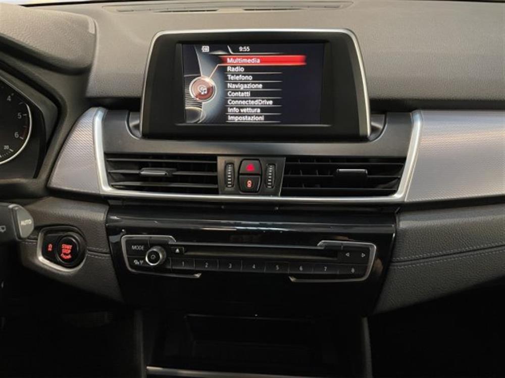 220 220 d xDrive Active Tour