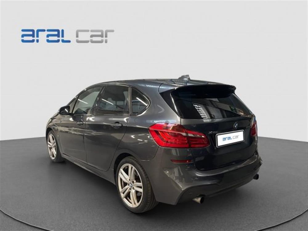 220 220 d xDrive Active Tour
