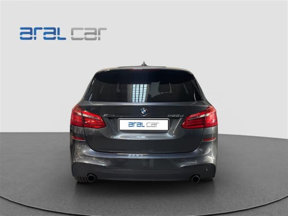 220 220 d xDrive Active Tour