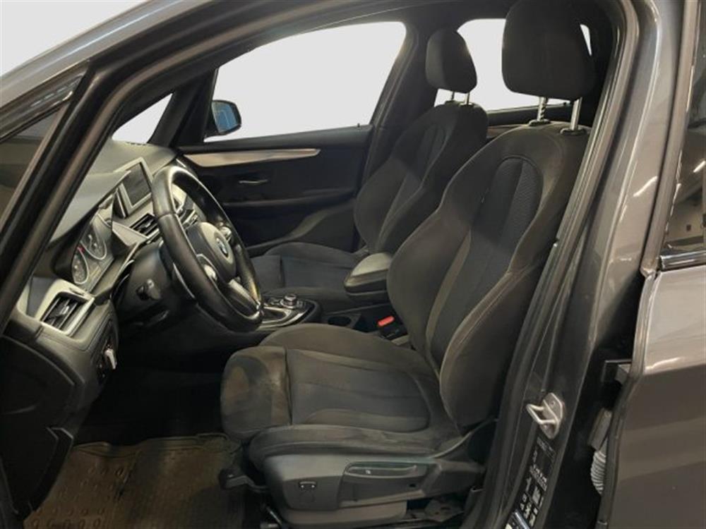 220 220 d xDrive Active Tour