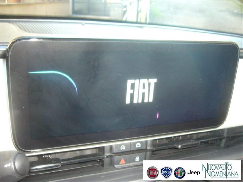 600 600 Hybrid DCT6 MHEV La