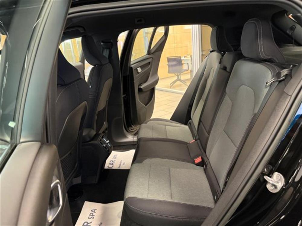 XC40 XC40 B3 2.0 Mild Hybrid (