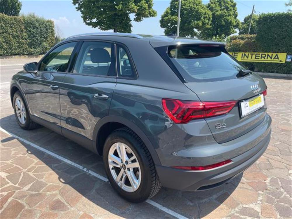 Q3 Q3 35 TDI S tronic Busi