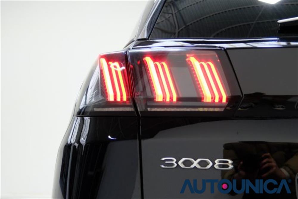 3008 3008 HYBRID 300 E-EAT8 AL