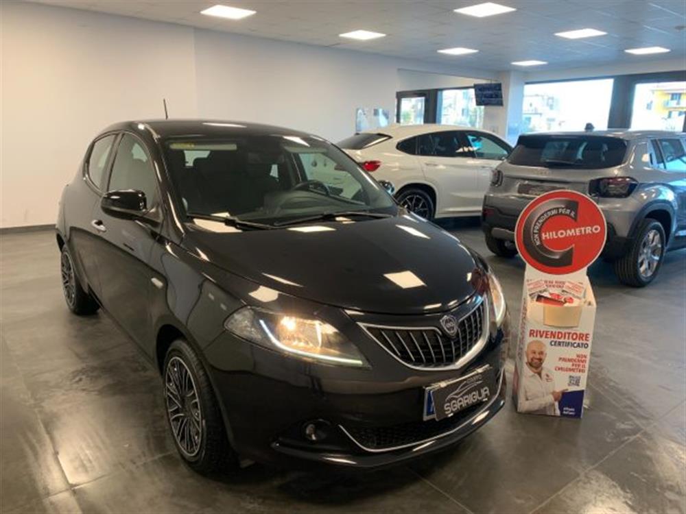 Ypsilon Ypsilon 1.0 Benzina Hybrid E
