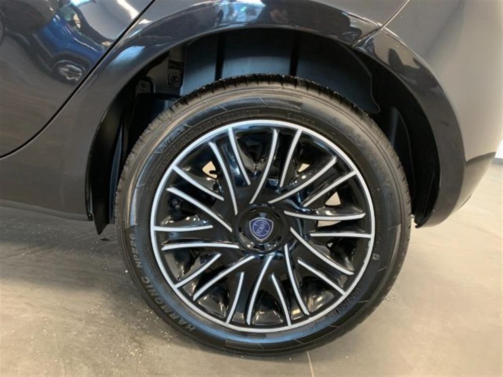 Ypsilon Ypsilon 1.0 Benzina Hybrid E