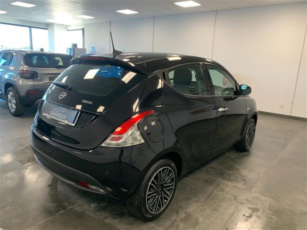 Ypsilon Ypsilon 1.0 Benzina Hybrid E