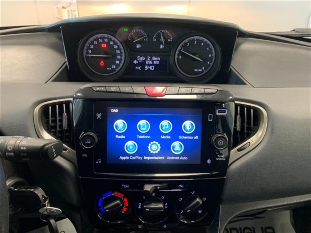 Ypsilon Ypsilon 1.0 Benzina Hybrid E