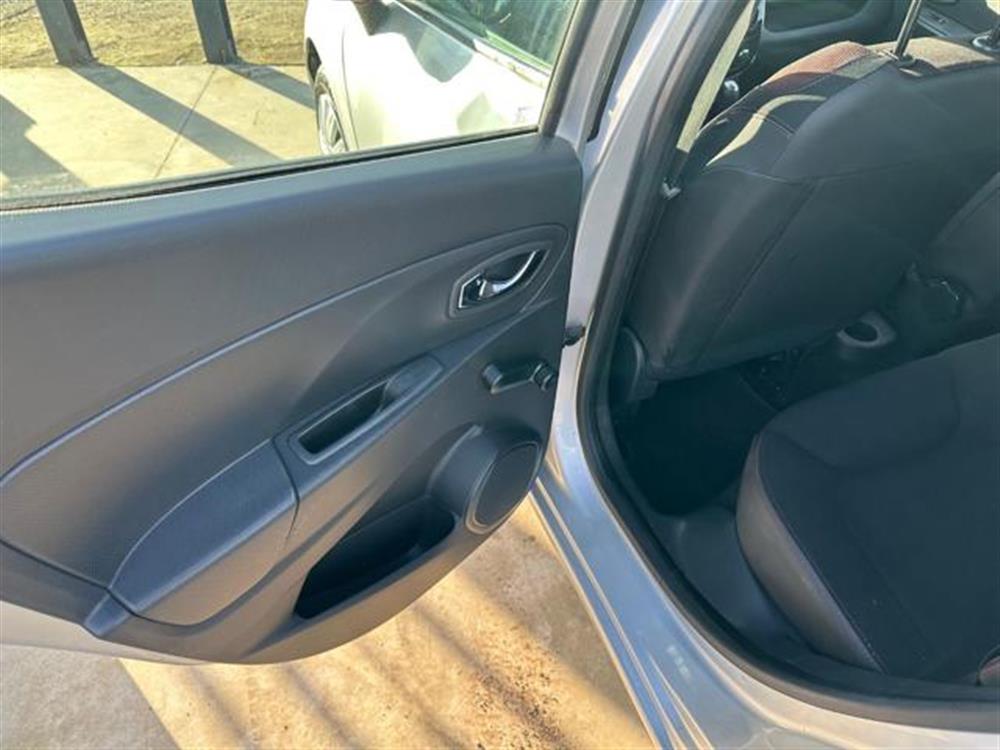 Clio Clio 1.2 75CV GPL 5 porte