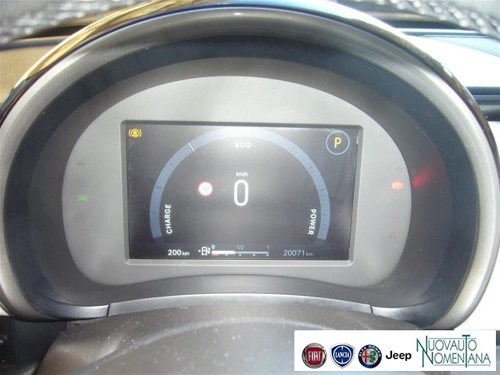 600 600 Hybrid DCT6 MHEV La