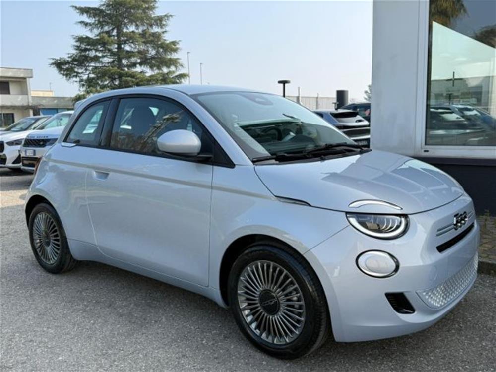 500 500 Berlina Hybrid Torin
