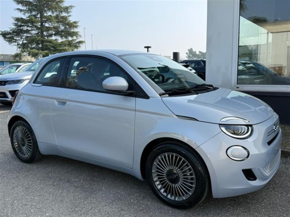 500 500 Berlina Hybrid Torin