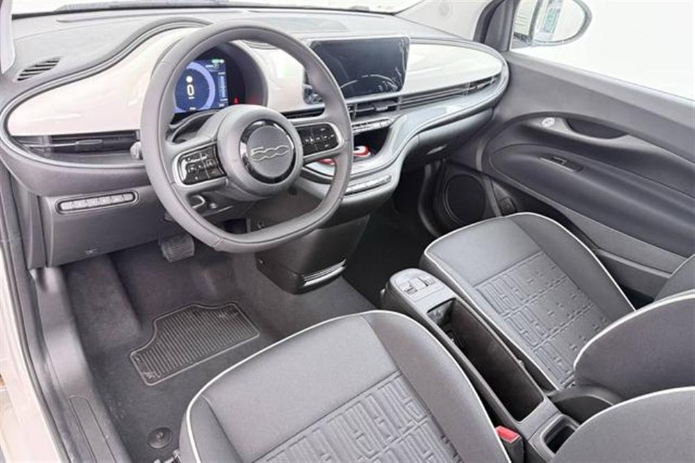 500e 500e Berlina 23,8 kWh