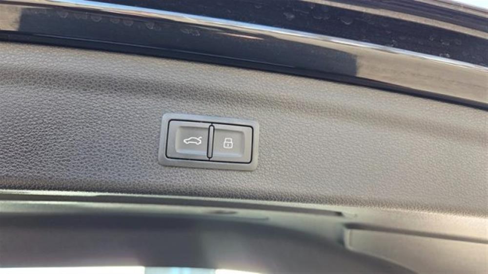 Q3 Q3 40 TFSI quattro S tr