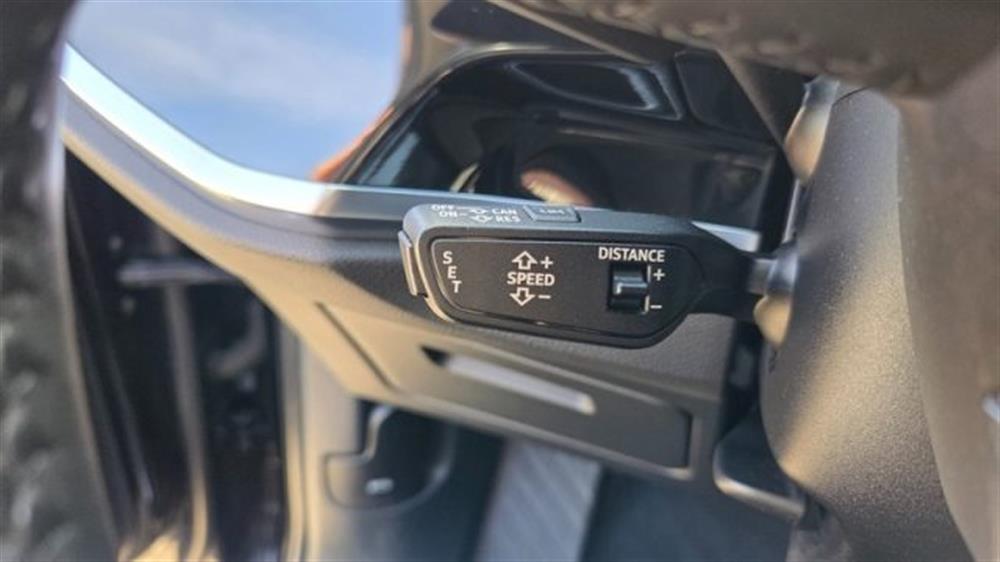 Q3 Q3 40 TFSI quattro S tr