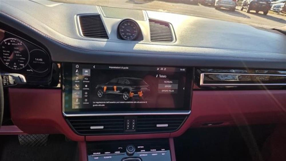Cayenne Cayenne 3.0 V6 PERMUTE STRAF