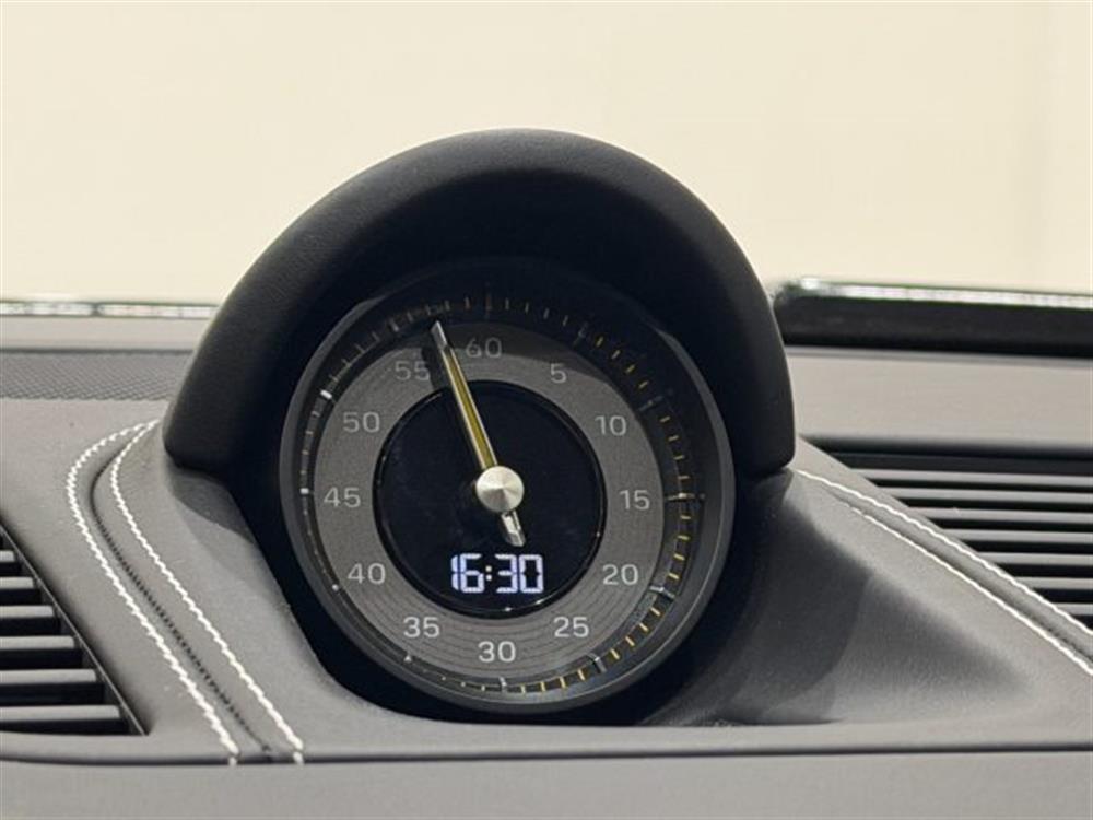 911 911 GT3 Touring Pdk IVA