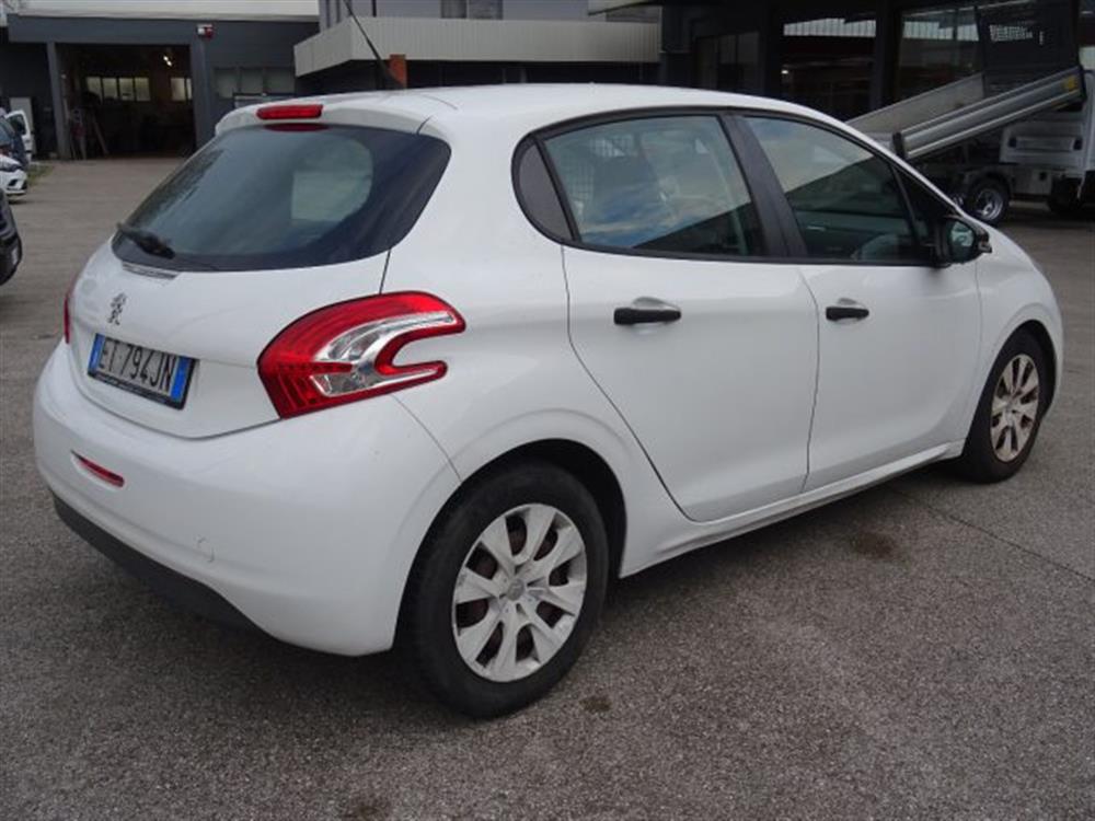 208 208 1.4 8V HDi 68CV 5p.