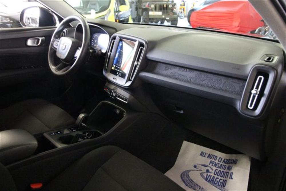 XC40 XC40 T2 Geartronic Moment