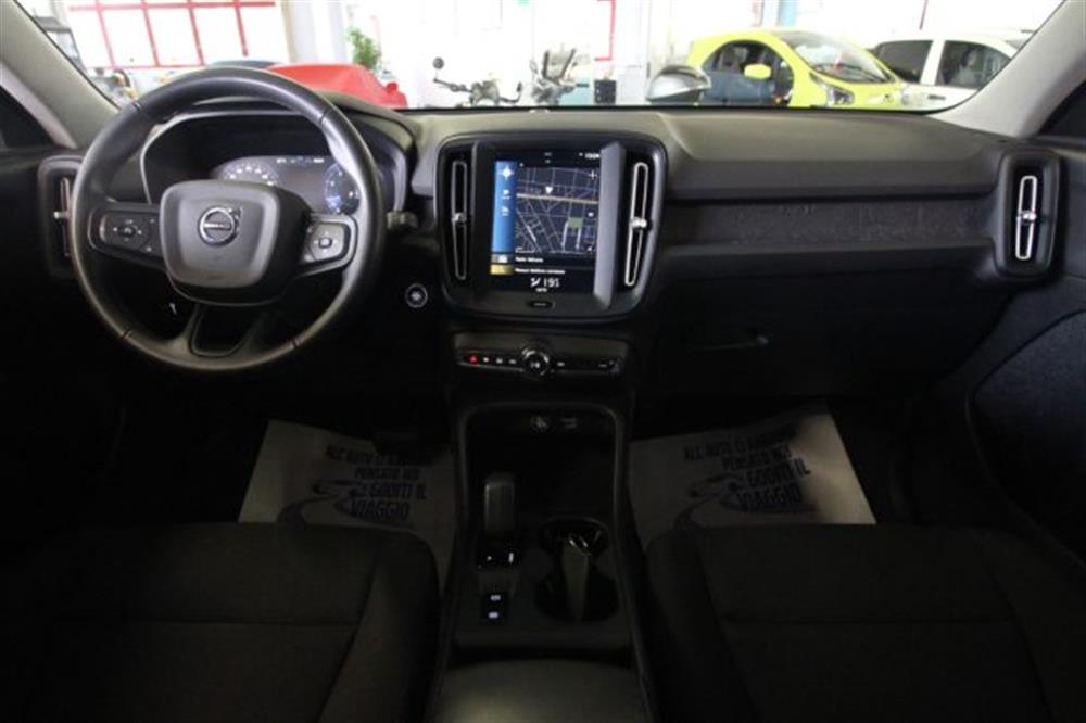 XC40 XC40 T2 Geartronic Moment