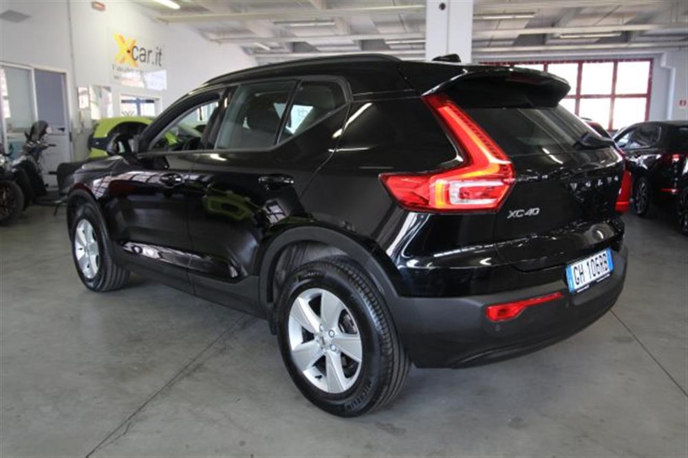 XC40 XC40 T2 Geartronic Moment