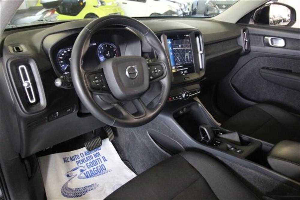 XC40 XC40 T2 Geartronic Moment