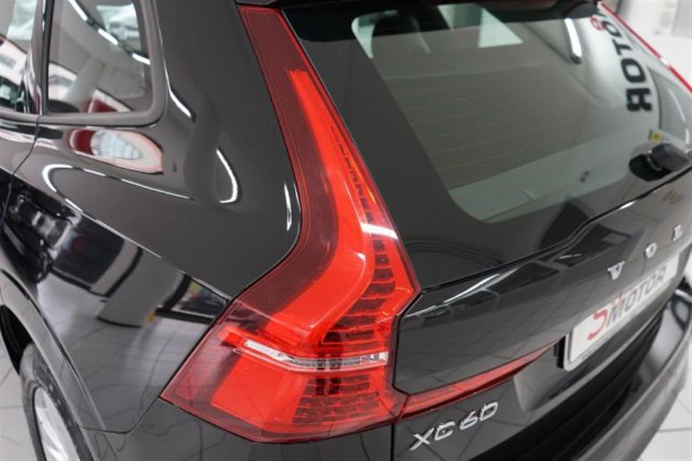 XC60 XC60 B4 (d) AWD automatic