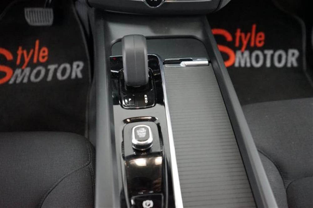 XC60 XC60 B4 (d) AWD automatic