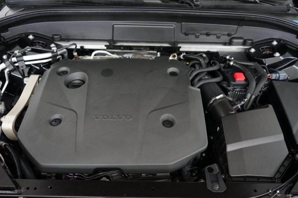 XC60 XC60 B4 (d) AWD automatic