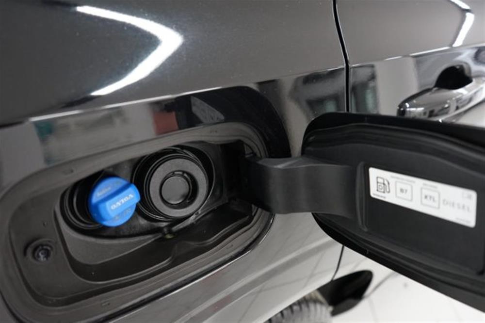 XC60 XC60 B4 (d) AWD automatic